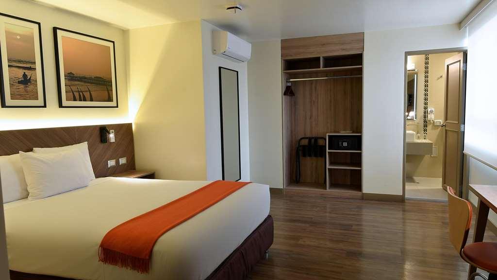 Casa Andina Standard Trujillo Plaza Otel Oda fotoğraf