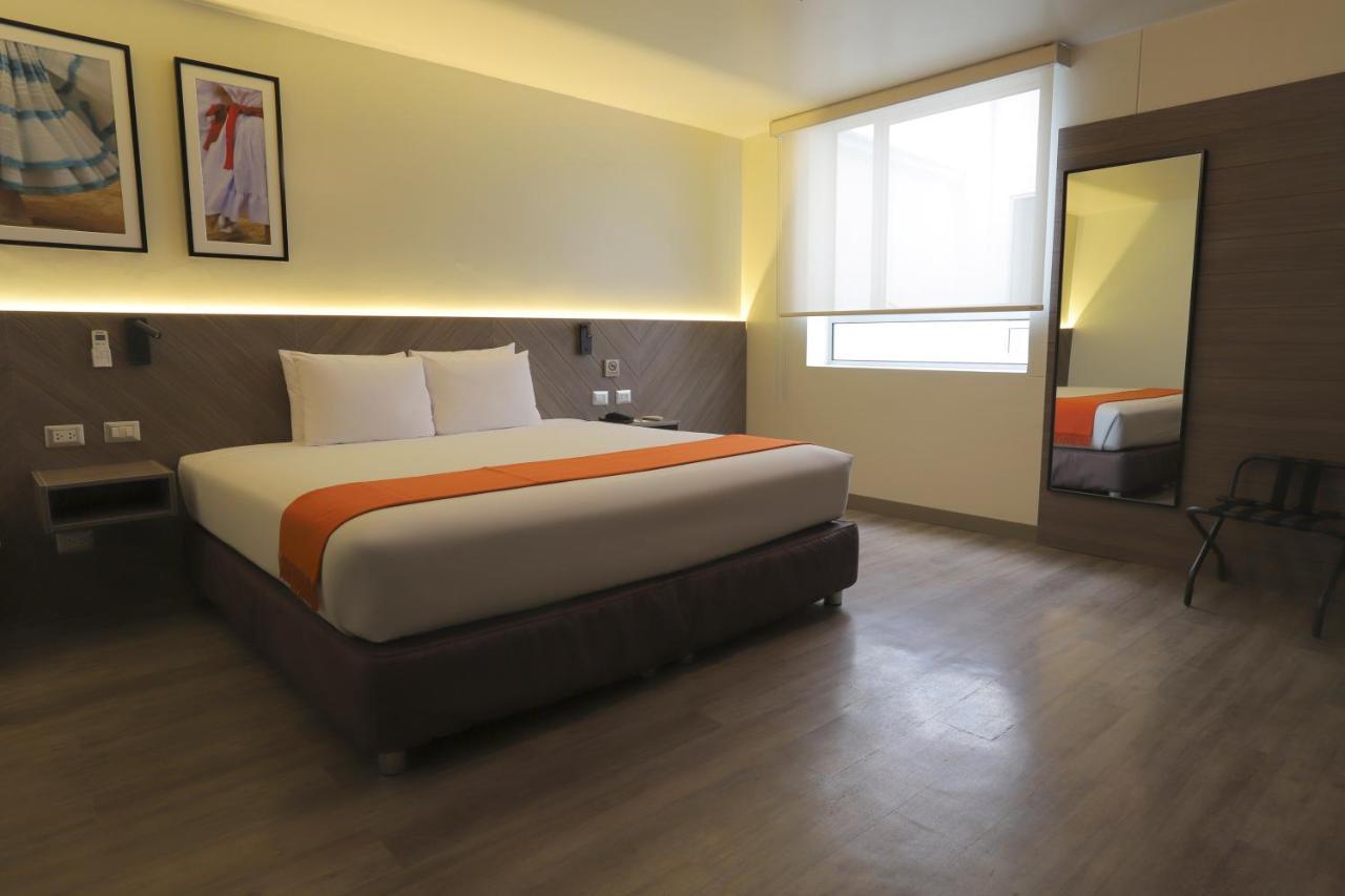 Casa Andina Standard Trujillo Plaza Otel Dış mekan fotoğraf