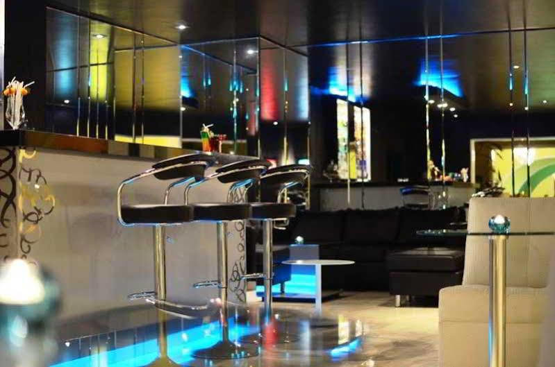 Casa Andina Standard Trujillo Plaza Otel Dış mekan fotoğraf